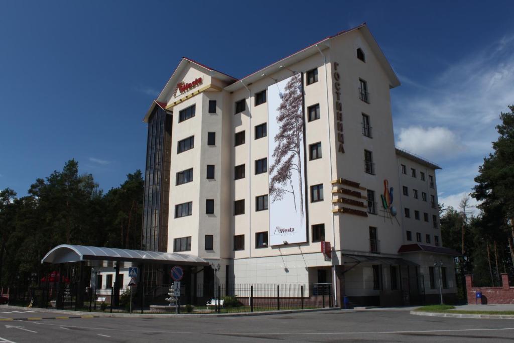 Hotel Westa Минск Екстериор снимка