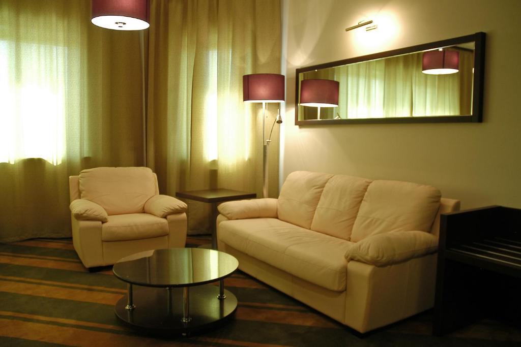 Hotel Westa Минск Стая снимка