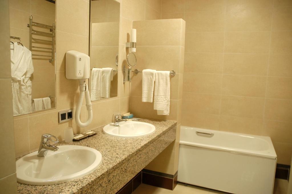 Hotel Westa Минск Стая снимка