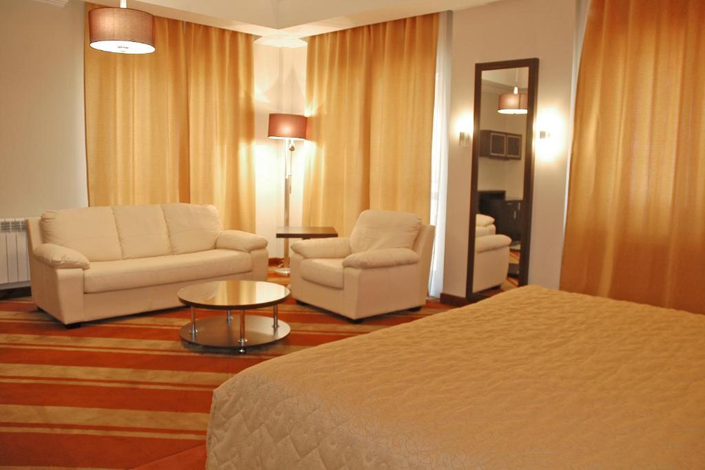 Hotel Westa Минск Стая снимка